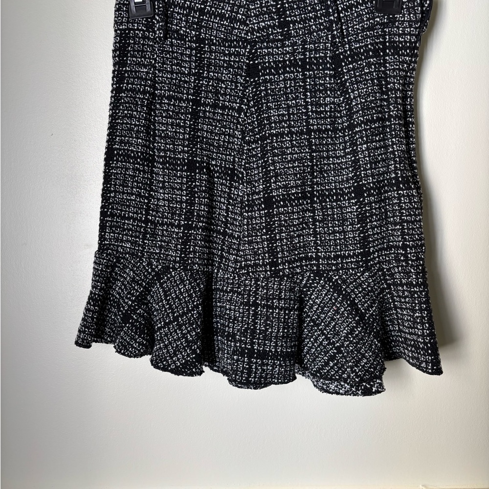 Black and White Tweed Skirt - Picture 2 of 2